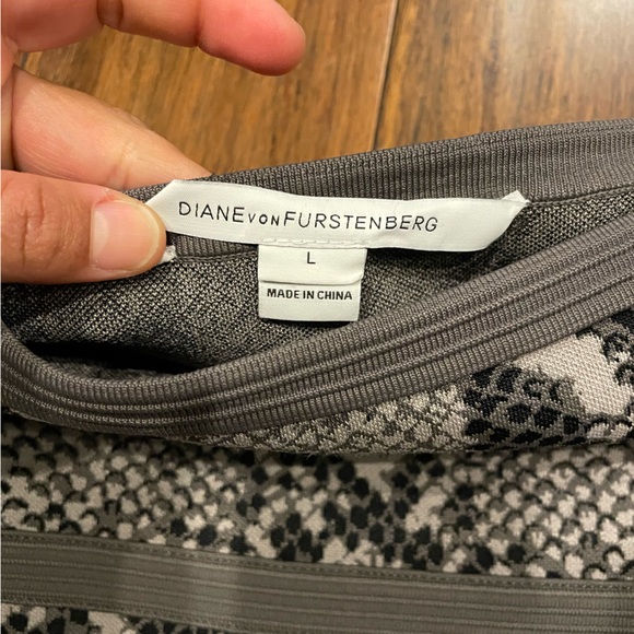 Diane Von Furstenberg Animal Print Flare Skirt - Picture 5 of 6